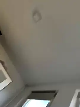 jungerbummser23 online show from February 2026 01:00:02 PM