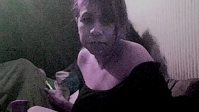 Snapshot of Shelzy420 chatting on January 2025 08:43:02 AM Shelzy420 online show from January 2025 08:43:02 AM