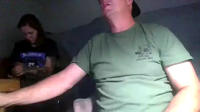 Snapshot of COCKNDRILLER chatting on October 2025 06:43:02 AM COCKNDRILLER online show from October 2025 06:43:02 AM