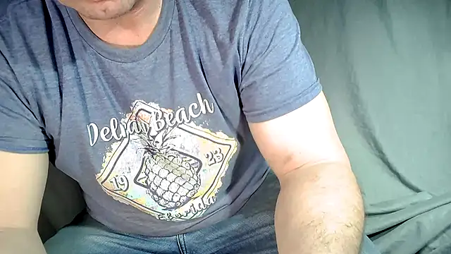 Snapshot of COCKNDRILLER chatting on March 2025 04:57:02 AM COCKNDRILLER online show from March 2025 04:57:02 AM