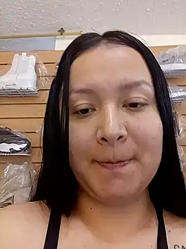 Arisha34 online show from November 2025 03:57:02 PM