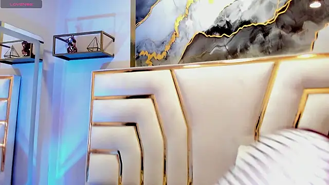 HannaPetit online show from March 2026 11:37:02 AM