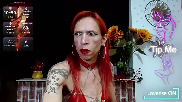 Snapshot of VanessaWolf chatting on July 2026 10:43:01 PM VanessaWolf online show from July 2026 10:43:01 PM