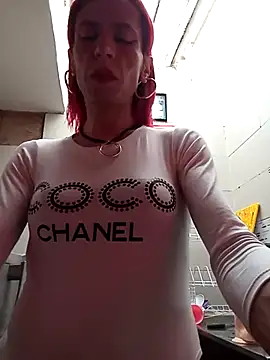 Snapshot of VanessaWolf chatting on June 2026 03:07:02 PM VanessaWolf online show from June 2026 03:07:02 PM