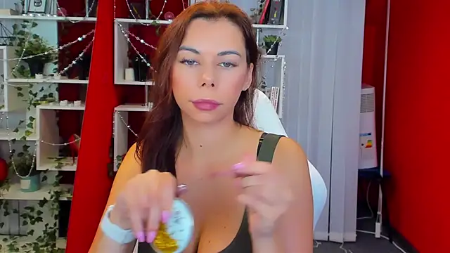 Snapshot of KateCloud chatting on November 2025 04:43:02 PM KateCloud online show from November 2025 04:43:02 PM