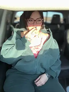 nativepumpkin95 online show from February 2026 10:52:02 PM