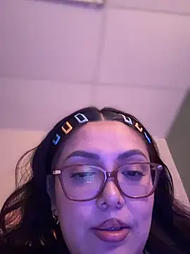 nativepumpkin95 online show from April 2026 10:06:01 AM