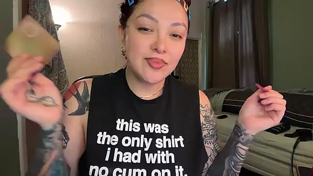 nativepumpkin95 online show from April 2026 09:49:01 PM