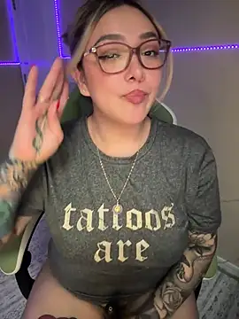 nativepumpkin95 online show from March 2025 03:45:02 AM