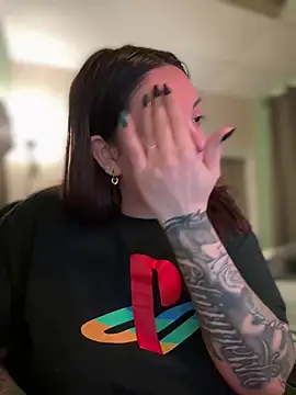 nativepumpkin95 online show from February 2026 08:45:01 AM