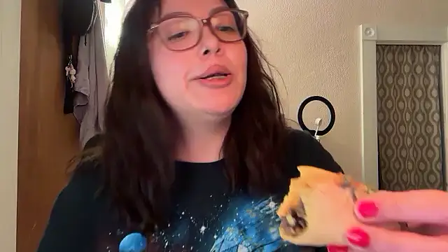 nativepumpkin95 online show from November 2025 12:16:02 AM