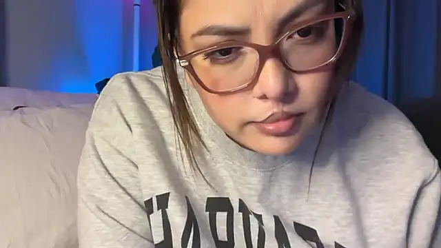 nativepumpkin95 online show from November 2025 12:15:02 AM