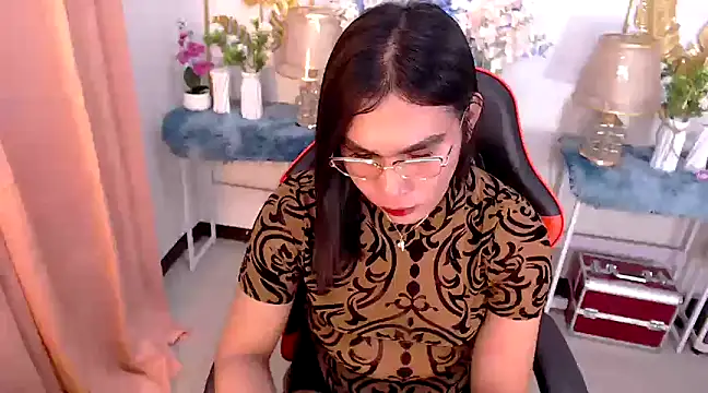 Asian flabby online show from February 2025 08:11:02 PM