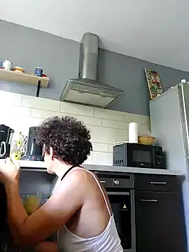 LightedWoman online show from March 2025 05:07:01 AM