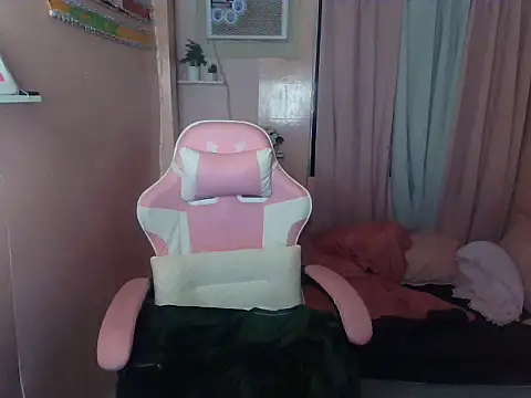 young salsalita online show from April 2026 12:09:01 PM