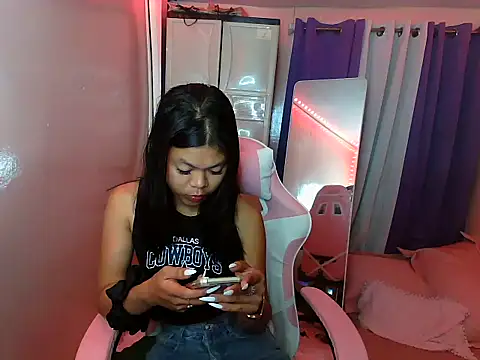 Snapshot of young_salsalita chatting on March 2025 12:14:02 PM young salsalita online show from March 2025 12:14:02 PM