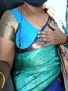 Snapshot of Tamil-hotwife chatting on October 2025 09:48:01 PM Tamil-hotwife online show from October 2025 09:48:01 PM