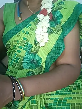 Snapshot of Tamil-hotwife chatting on July 2026 12:15:02 AM Tamil-hotwife online show from July 2026 12:15:02 AM
