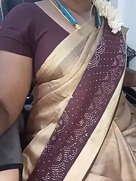 Snapshot of Tamil-hotwife chatting on July 2026 02:47:02 PM Tamil-hotwife online show from July 2026 02:47:02 PM