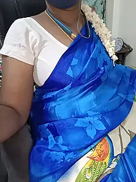 Snapshot of Tamil-hotwife chatting on July 2026 04:04:01 PM Tamil-hotwife online show from July 2026 04:04:01 PM