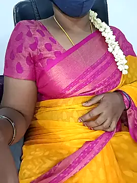 Snapshot of Tamil-hotwife chatting on March 2026 06:04:02 PM Tamil-hotwife online show from March 2026 06:04:02 PM