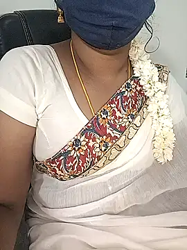 Snapshot of Tamil-hotwife chatting on September 2025 05:40:02 PM Tamil-hotwife online show from September 2025 05:40:02 PM