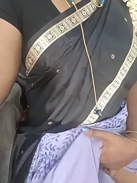 Snapshot of Tamil-hotwife chatting on June 2026 04:50:01 PM Tamil-hotwife online show from June 2026 04:50:01 PM