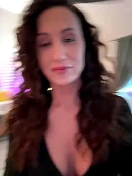 Fiona Kent  online show from December 2025 09:47:01 PM