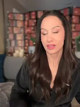 Fiona Kent  online show from January 2025 03:38:01 AM