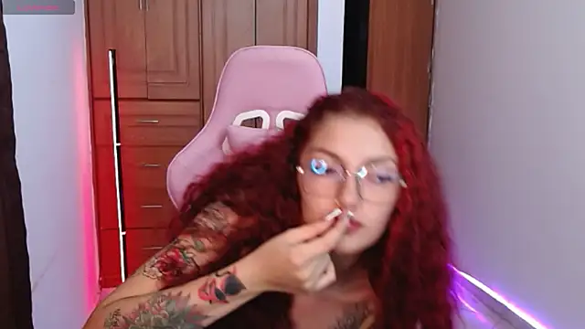 Snapshot of tastymeli chatting on January 2025 03:22:02 AM tastymeli online show from January 2025 03:22:02 AM