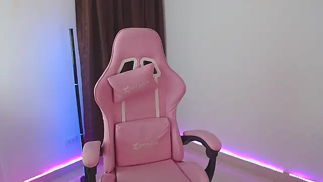 Snapshot of tastymeli chatting on March 2025 03:56:01 AM tastymeli online show from March 2025 03:56:01 AM