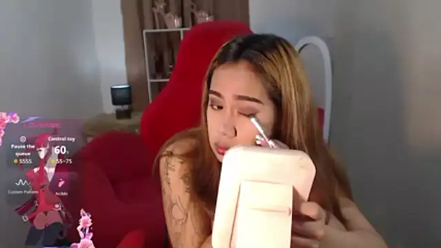 Snapshot of FrancineGarcia chatting on December 2025 05:20:02 AM FrancineGarcia online show from December 2025 05:20:02 AM