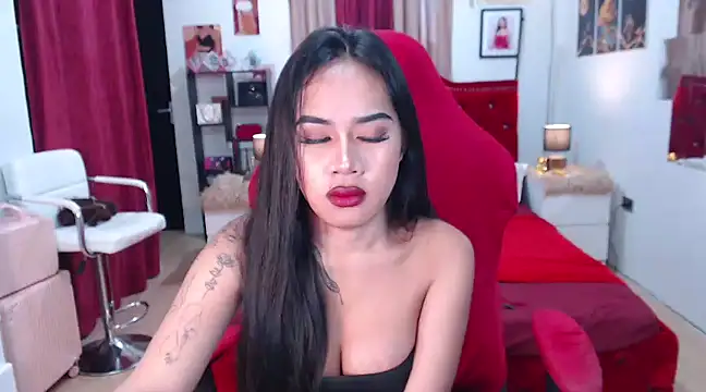Snapshot of FrancineGarcia chatting on February 2025 02:49:01 AM FrancineGarcia online show from February 2025 02:49:01 AM