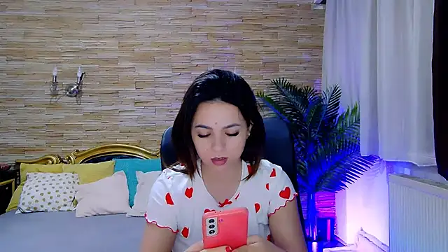 PlayfulElla online show from February 2025 08:40:02 AM