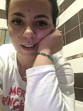 PlayfulElla online show from December 2025 03:14:02 PM