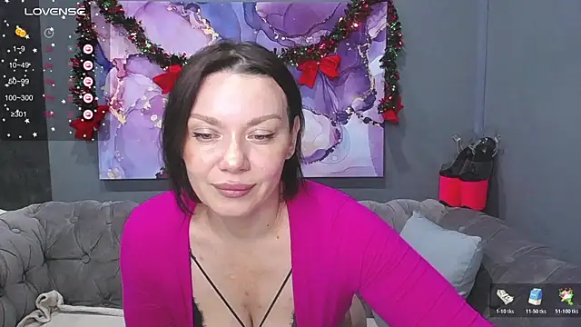 EveLibston online show from December 2025 03:11:05 AM