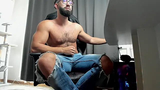 liamaesthetic online show from November 2025 08:57:02 AM