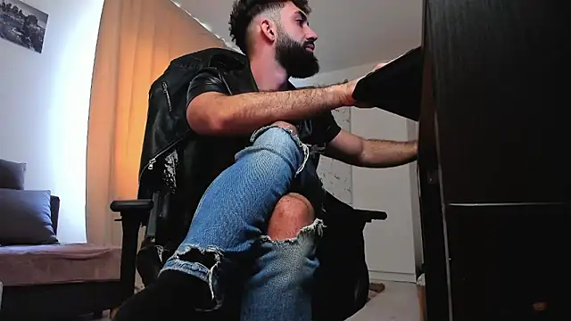 liamaesthetic online show from April 2026 06:59:02 AM