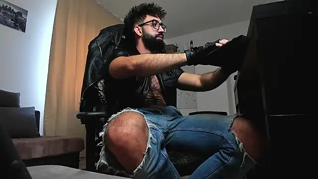 liamaesthetic online show from February 2026 07:19:02 AM