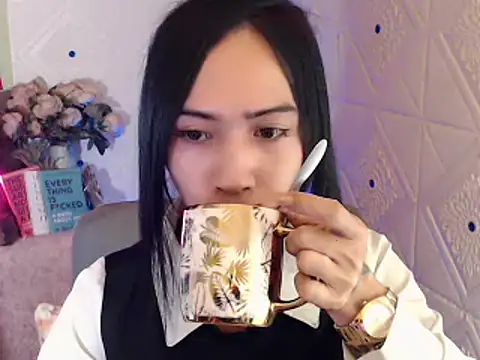 Snapshot of Lemonadexxx chatting on January 2025 07:22:01 PM Lemonadexxx online show from January 2025 07:22:01 PM