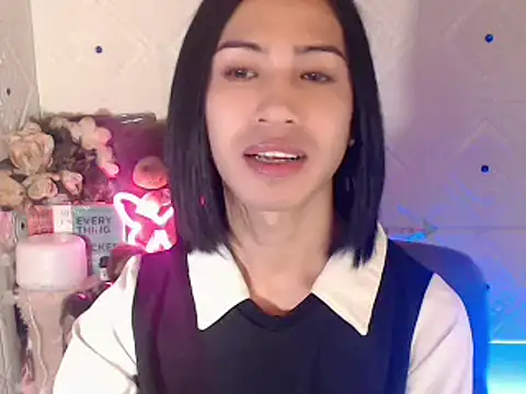 Snapshot of Lemonadexxx chatting on February 2025 01:22:01 PM Lemonadexxx online show from February 2025 01:22:01 PM