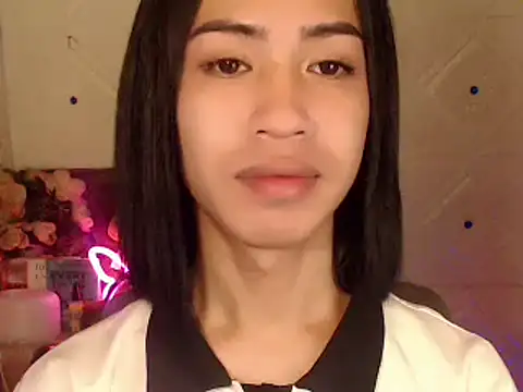 Snapshot of Lemonadexxx chatting on March 2025 02:17:01 AM Lemonadexxx online show from March 2025 02:17:01 AM