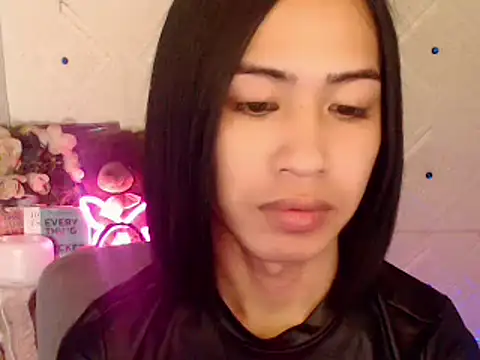 Snapshot of Lemonadexxx chatting on March 2025 08:35:02 PM Lemonadexxx online show from March 2025 08:35:02 PM