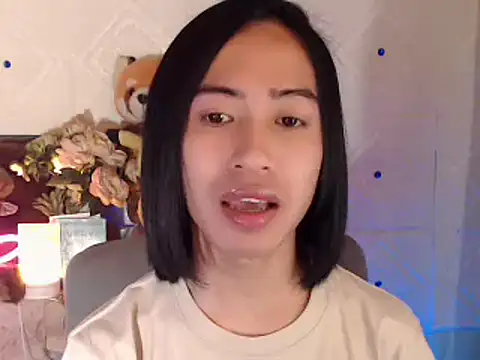 Snapshot of Lemonadexxx chatting on February 2025 07:38:01 PM Lemonadexxx online show from February 2025 07:38:01 PM