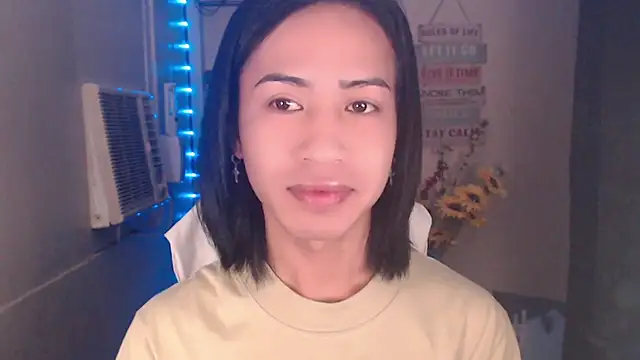 Lemonadexxx online show from December 2025 12:11:01 AM