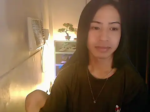 Snapshot of Lemonadexxx chatting on November 2025 08:40:01 AM Lemonadexxx online show from November 2025 08:40:01 AM