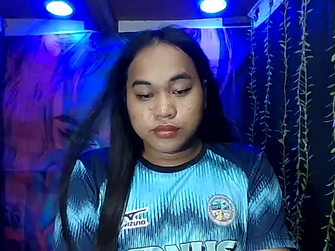 bettina love online show from December 2025 08:02:02 PM