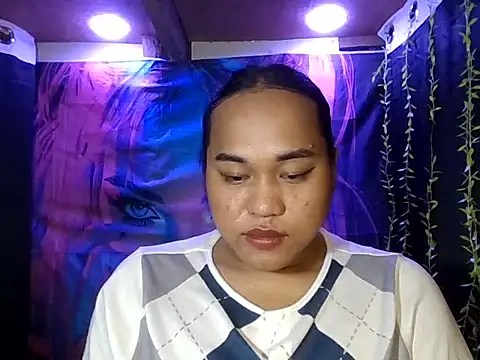 bettina love online show from November 2025 05:19:02 AM