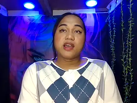 bettina love online show from November 2025 03:33:02 PM