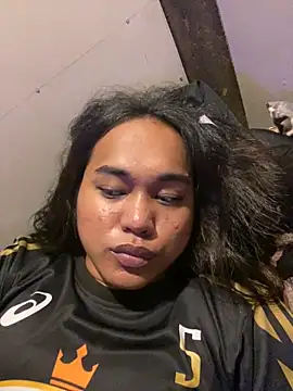 bettina love online show from November 2025 05:13:02 PM